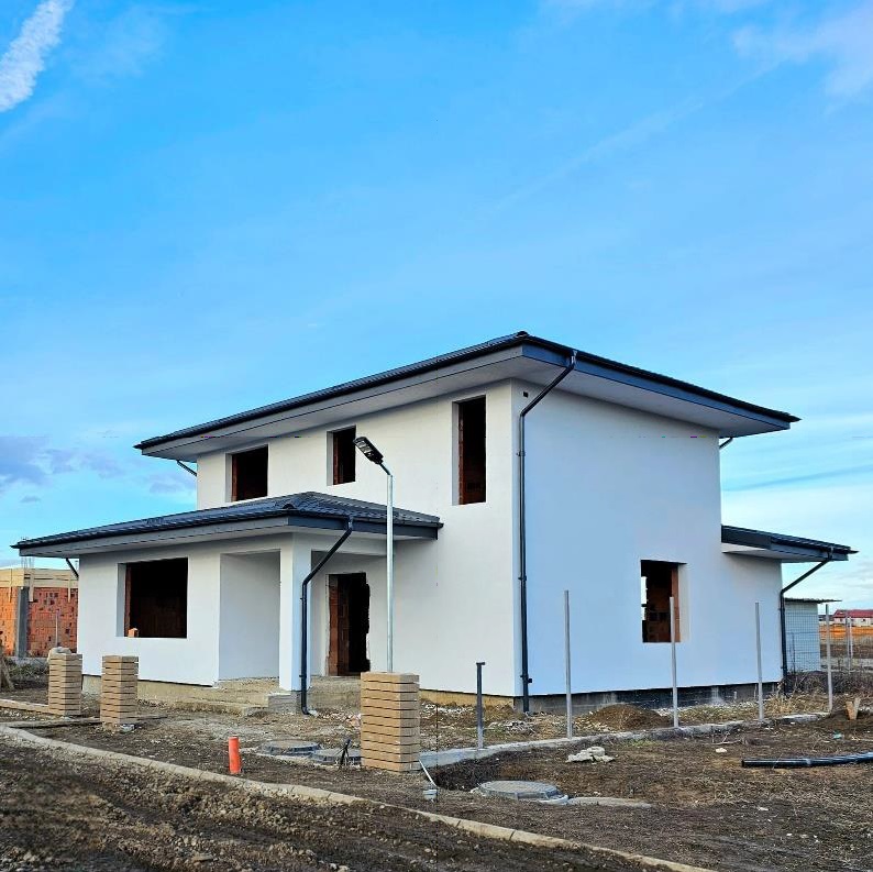 echipare la rosu interior.jpg